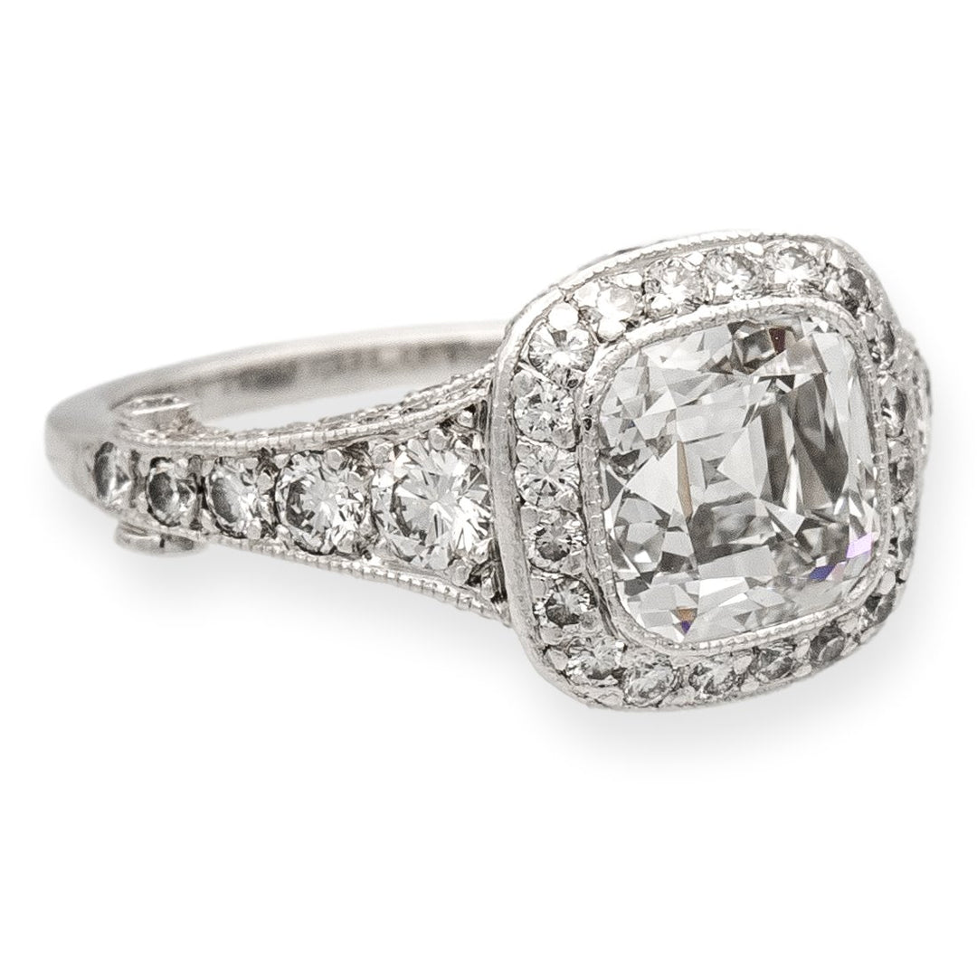 Tiffany & Co. Platinum Legacy Cushion Diamond Engagement Ring 2.70cts. TW GVVS1