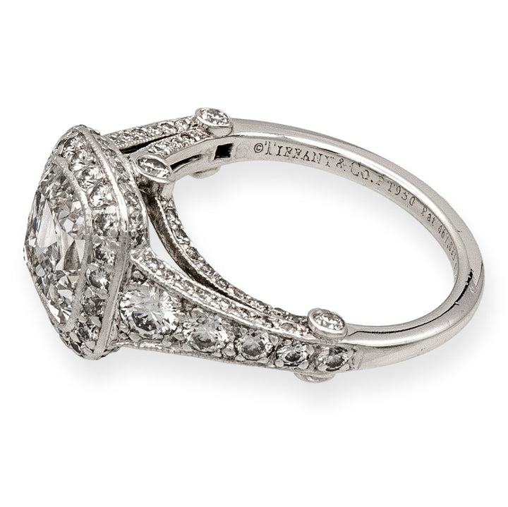Tiffany & Co. Platinum Legacy Cushion Diamond Engagement Ring 2.70cts. TW GVVS1