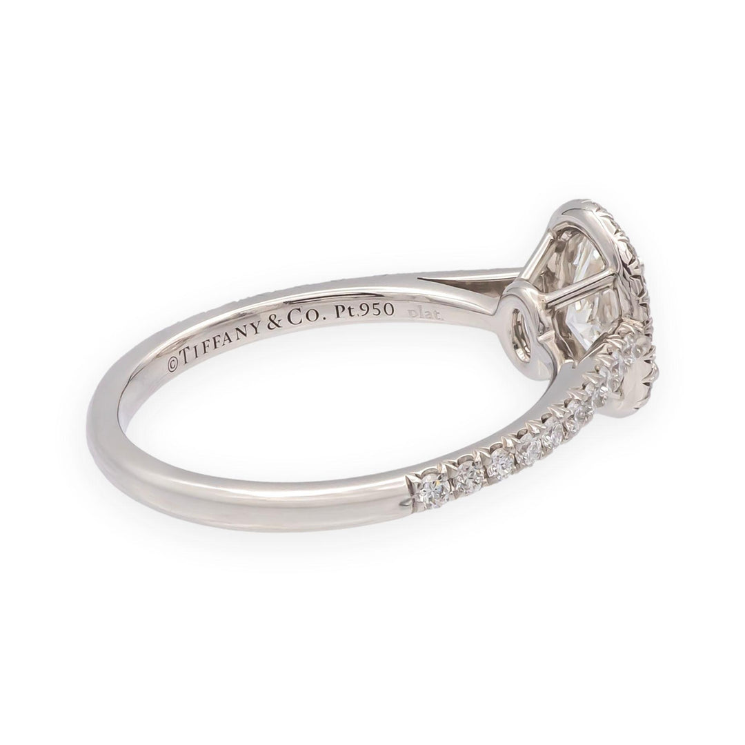 Tiffany & Co. Soleste Oval .88 cts total Diamond Engagement Ring Platinum H VVS2
