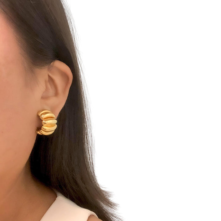 Vintage Tiffany & Co. 18K Yellow Gold Clip Earrings with post – 1980s