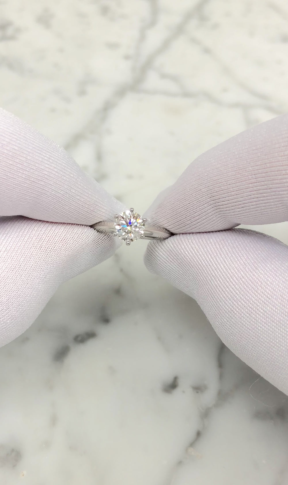 Tiffany & Co. Platinum .84 ct F VS1 Round Diamond Solitaire Engagement Ring