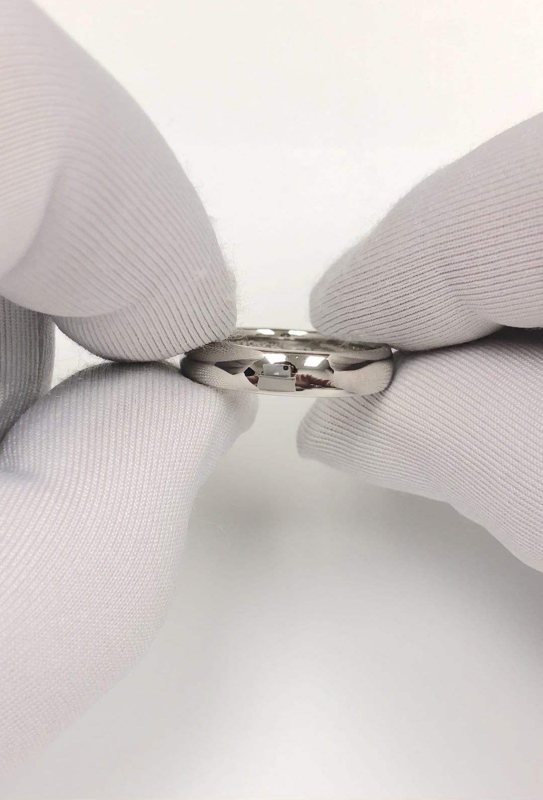 Tiffany & Co. Forever Platinum 4.5mm Wedding Band Ring Size 8.5, Box Included
