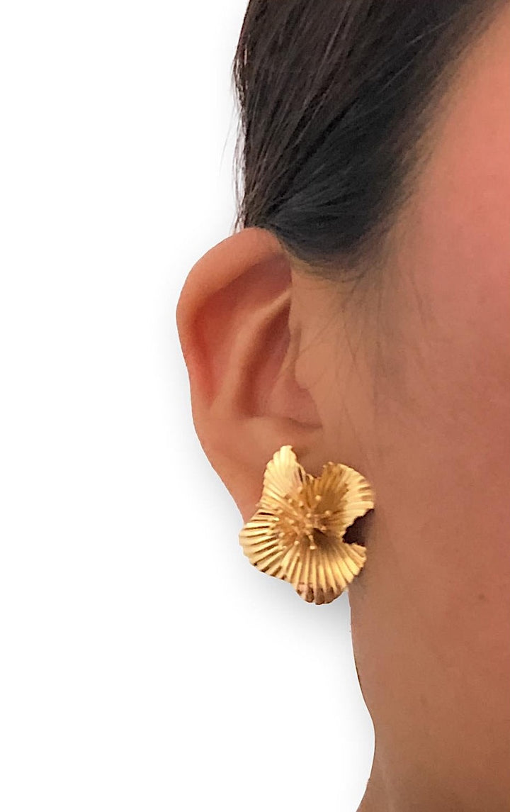 Tiffany & Co 14K Yellow Gold Flower Clip Vintage Earrings Circa 1950'S