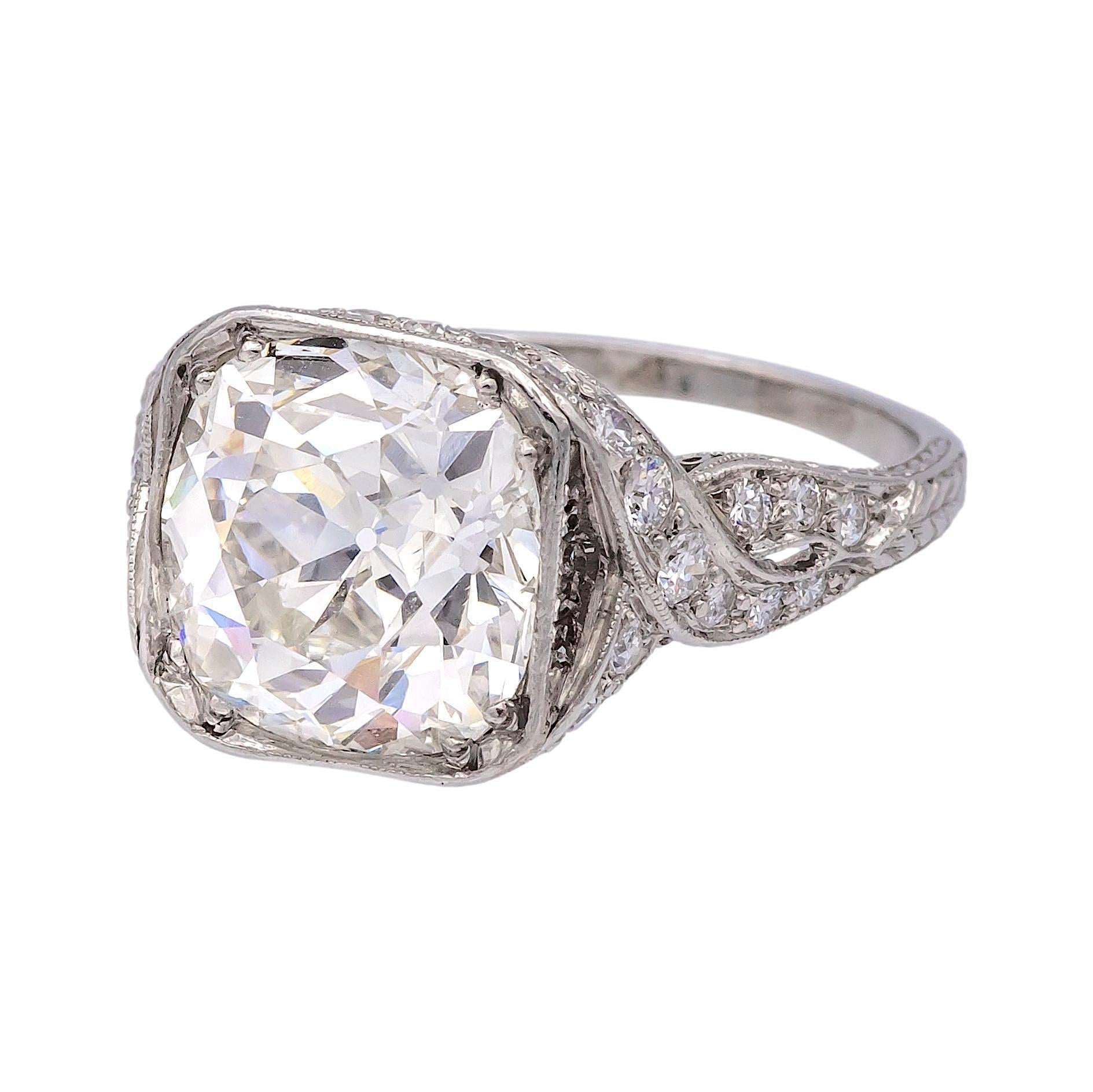 Engagement Rings for Women Used Pre Owned Diamond Gold and Platinum Ring for Engagement Buy Best Fine Jewelry Rings Online The Diamond Oak