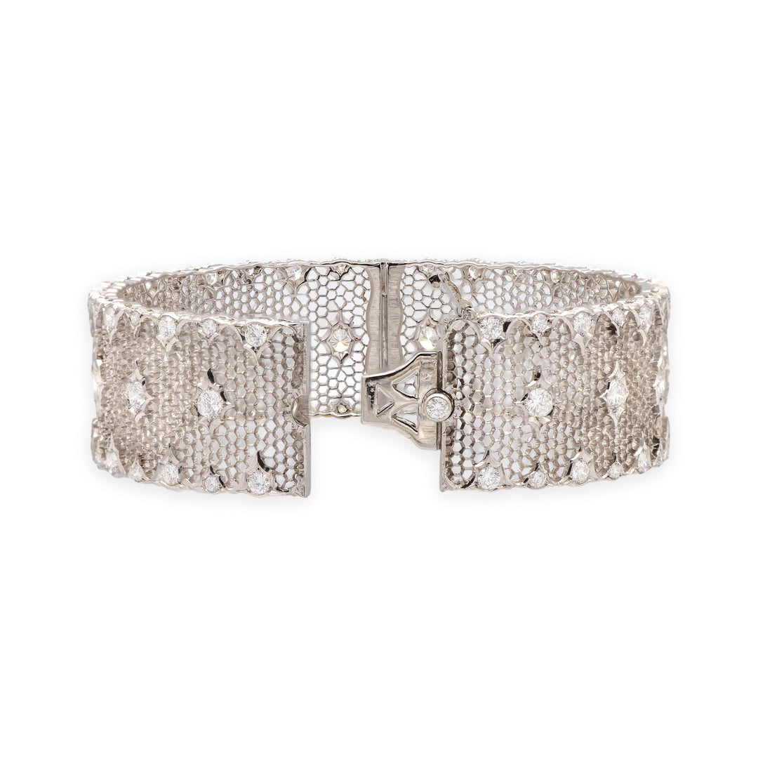 Buccellati 18K White Gold Tulle Brocade Honeycomb Diamond Bracelet - 3.59 Cts