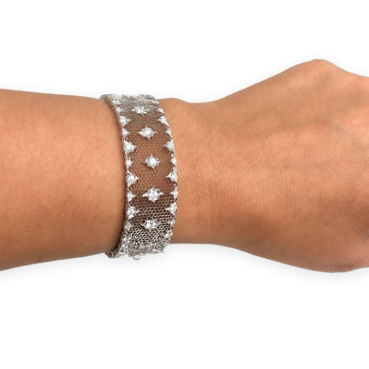 Buccellati 18K White Gold Tulle Brocade Honeycomb Diamond Bracelet - 3.59 Cts