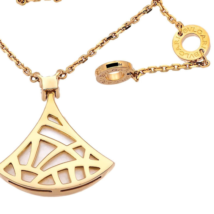 BVLGARI Diva's Dream 18K Rose Gold Pendant Necklace 16"- 17" - 20mm