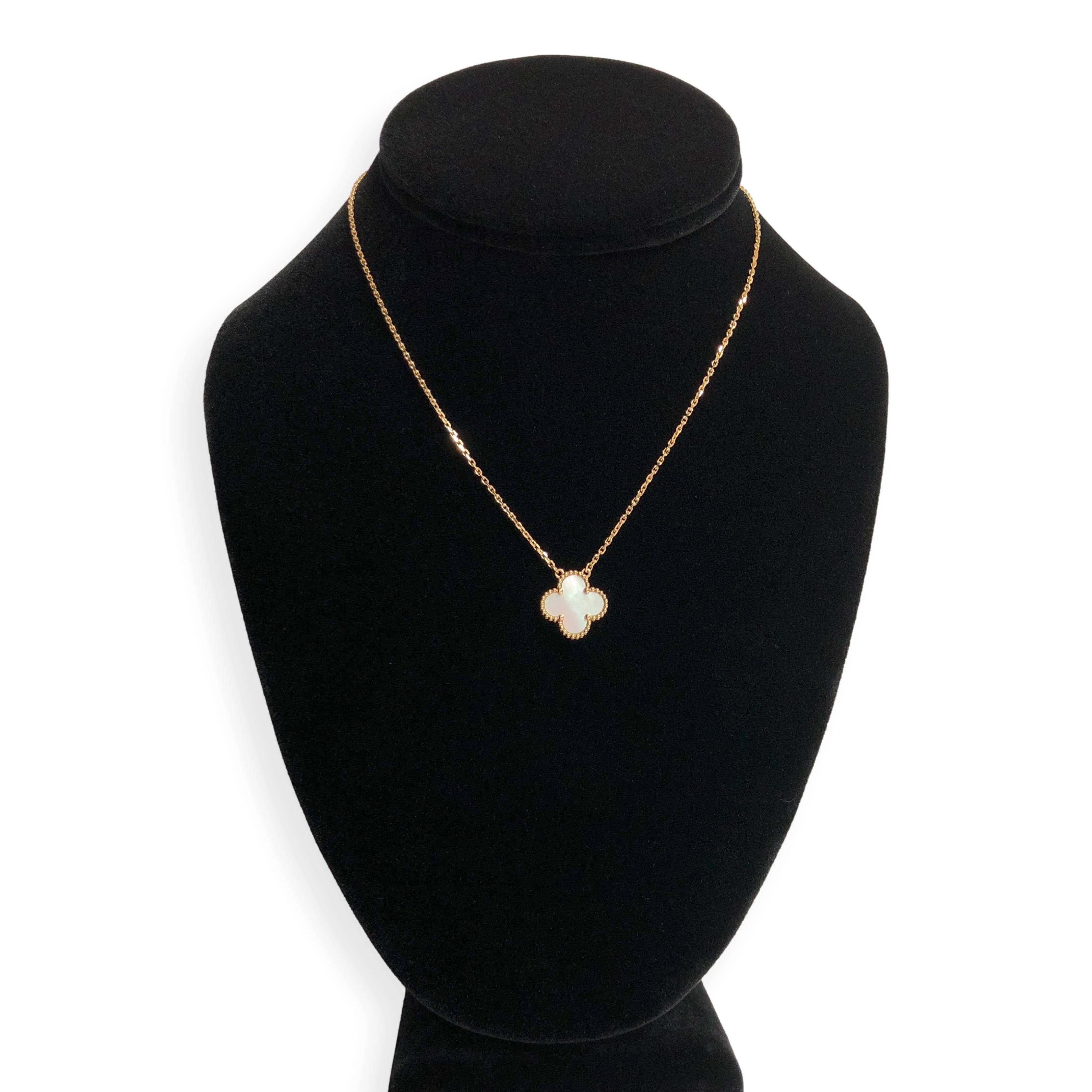 Van Cleef & Arpels 18KY Gold Vintage Alhambra MOP Pendant Necklace