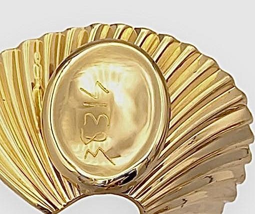 Retro Tiffany & Co. George Schuler 14K Yellow Gold Swirl Clip on Earrings 1950's