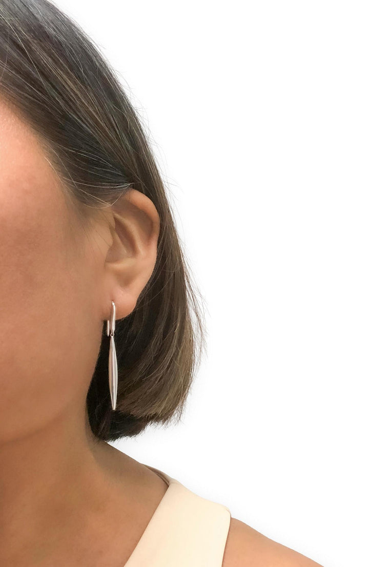 Tiffany & Co. Vintage 18K White Gold Feather Dangle Drop Earrings 2 Inches Long