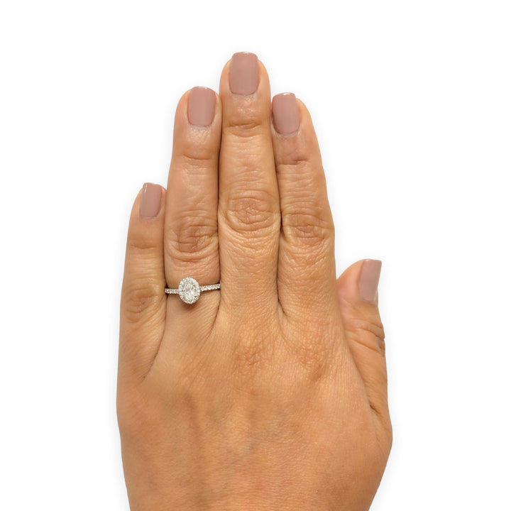 Tiffany & Co Platinum Soleste 0.50 Ct. Center Oval Diamond Engagement Ring G VS1