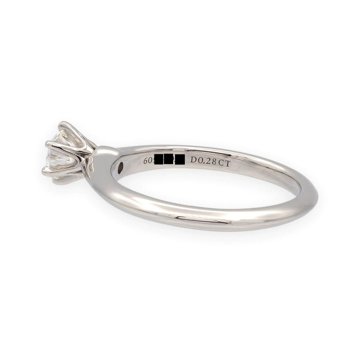Tiffany & Co. Platinum .28 ct I VVS1 Round Diamond Solitaire Engagement Ring