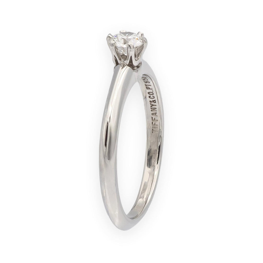 Vintage Tiffany & Co. Platinum 0.22ct G VS2 Diamond Solitaire Engagement Ring