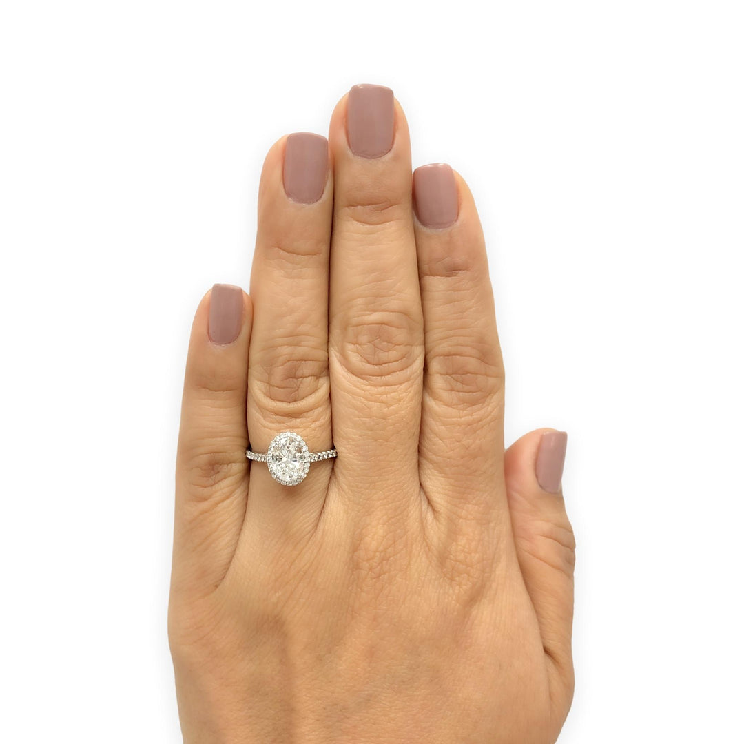 Tiffany & Co Platinum Soleste 1.38 Ct. Center Oval Diamond engagement ring F VS2