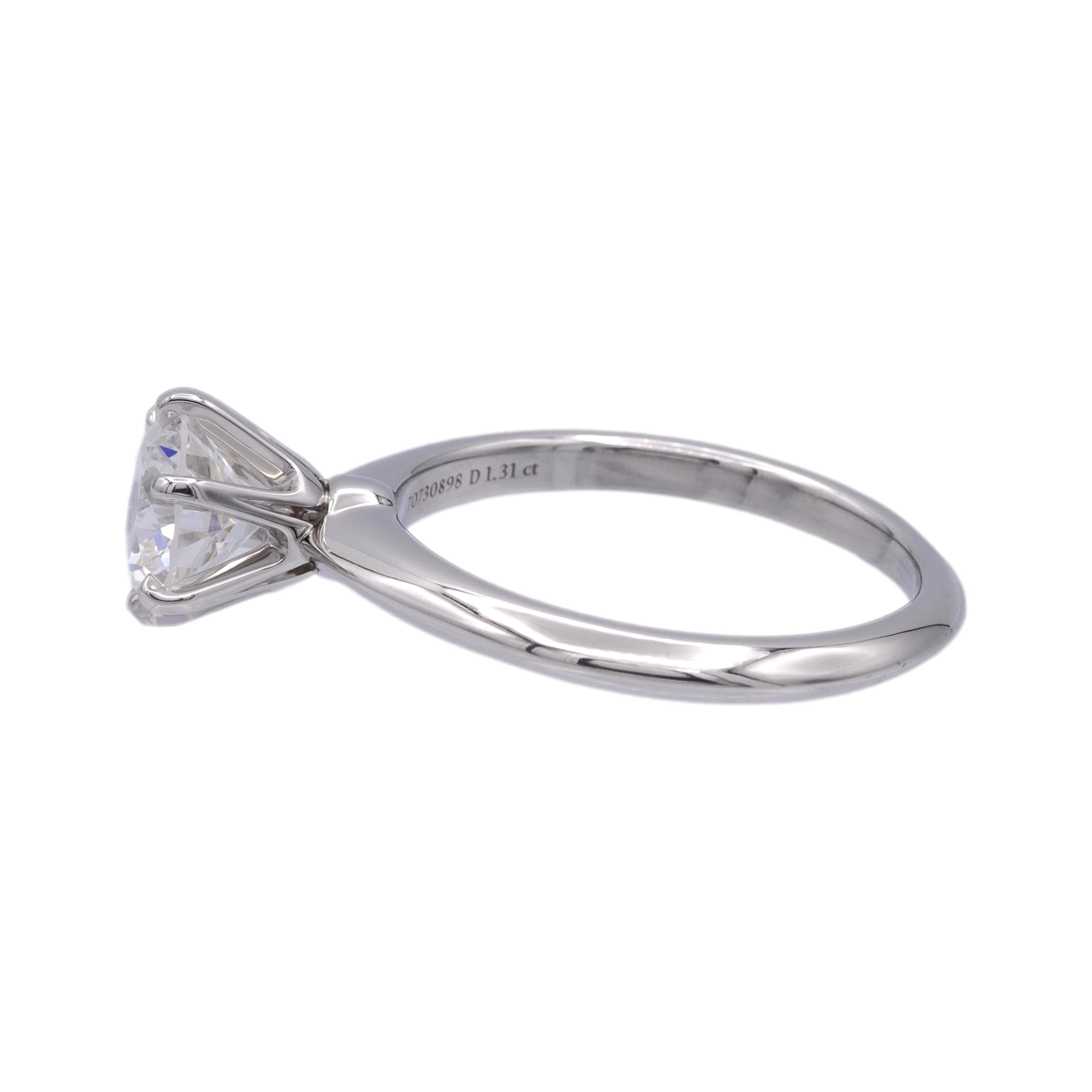 Tiffanyリング Tiffany & Co. Platinum Solitaire Round Diamond Engagement Ring