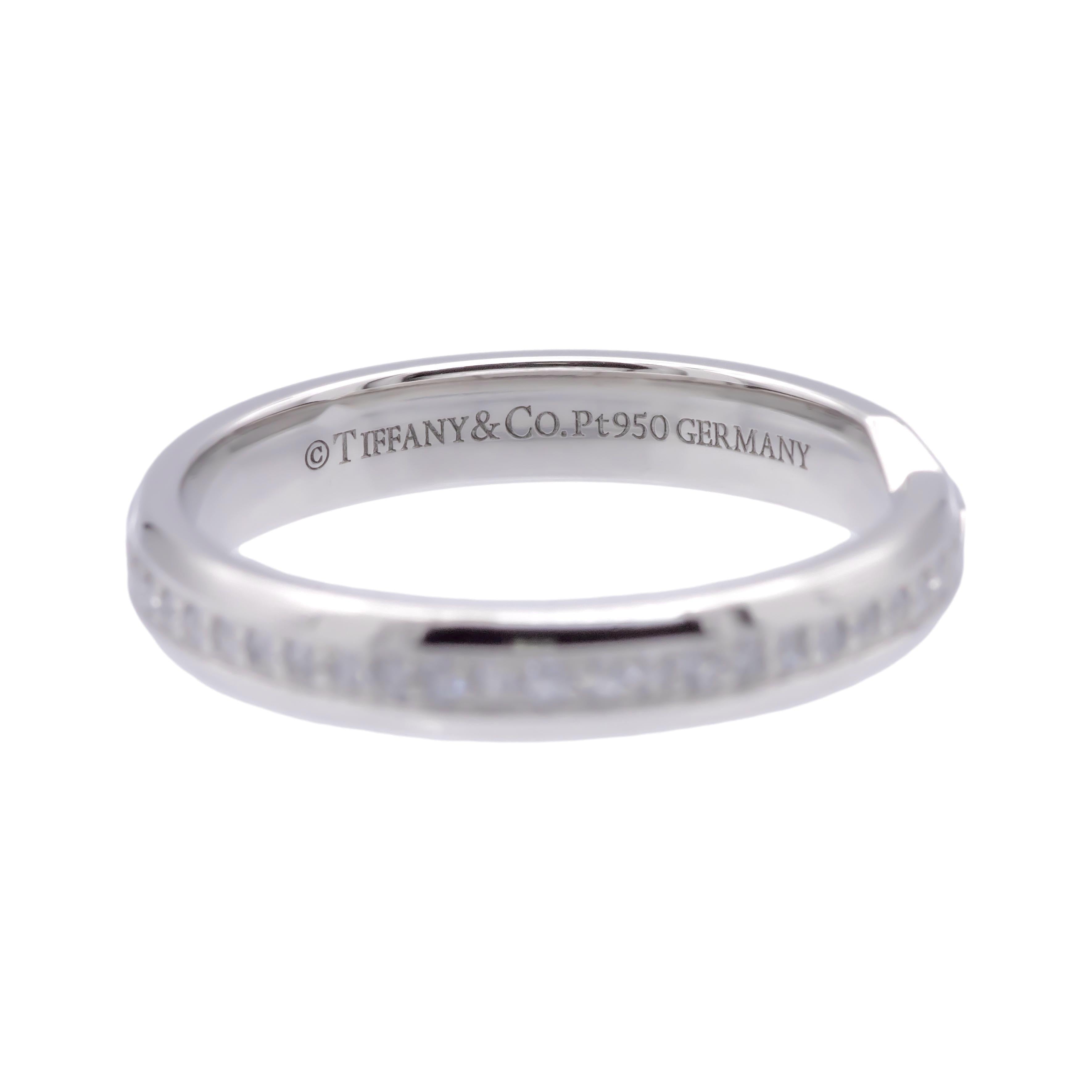 Tiffany & Co. Platinum Nesting Full Circle .14 ct Diamond