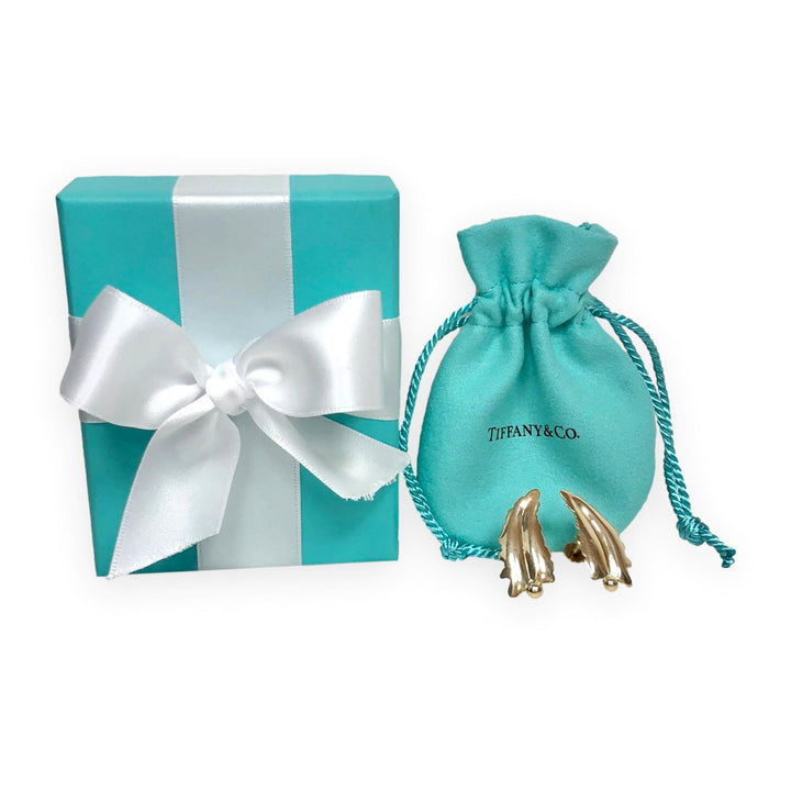 Mid-Century Tiffany & Co. 14K Yellow Gold Sculpted Leaf Motif Earrings – 1950s