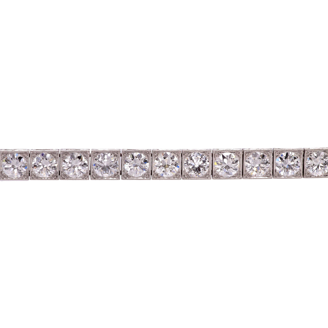 Van Cleef & Arpels Art Deco Old Euro Diamond Bracelet in Platinum – 1930s