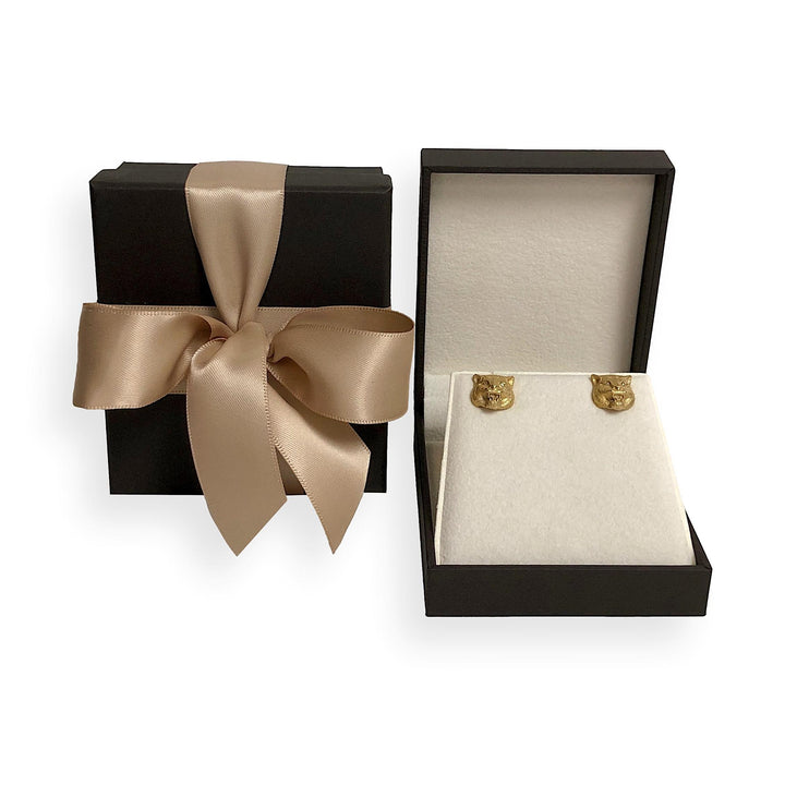 Vintage 14K Yellow Gold Lioness Earrings Studs with Diamond eyes | 3D Detail