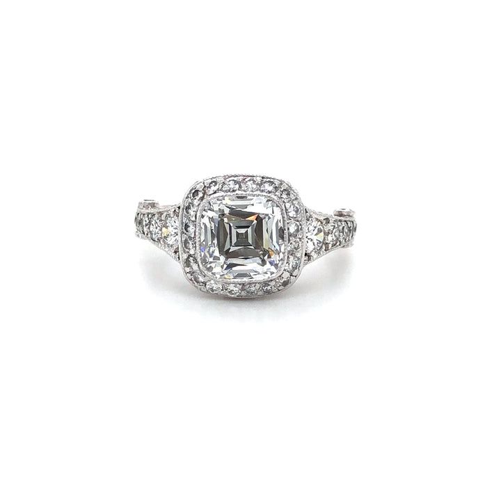 Tiffany & Co. Platinum Legacy Cushion Diamond Engagement Ring 2.70cts. TW GVVS1