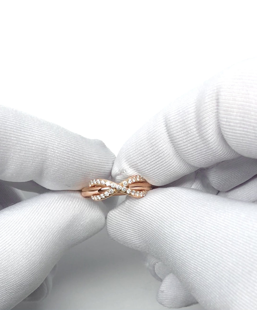 Tiffany & Co. Infinity Ring in 18K Rose Gold with Diamonds