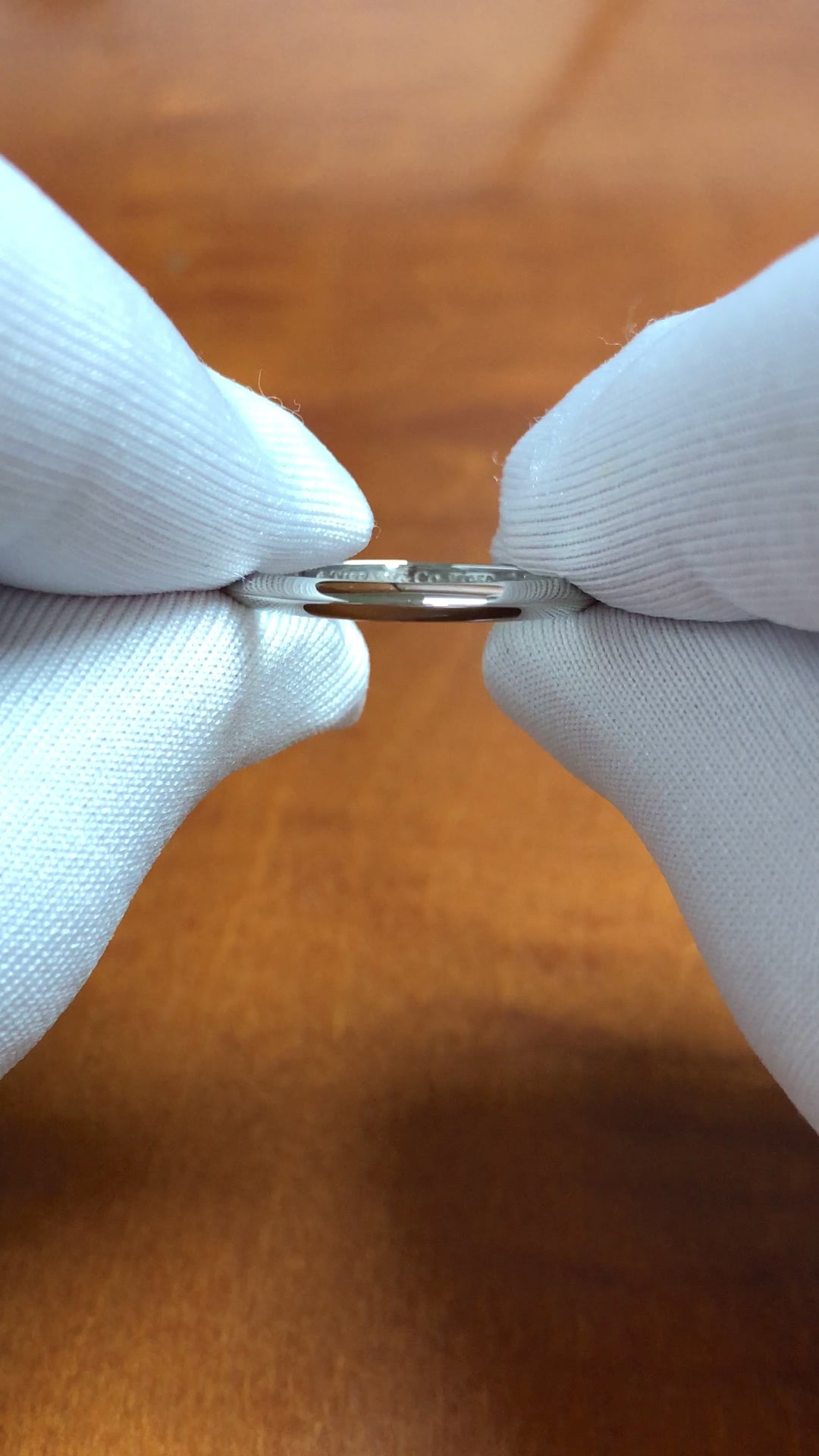 Vintage Tiffany & Co. Platinum Knife-Edge 2mm Wedding Band Ring Size 6.25