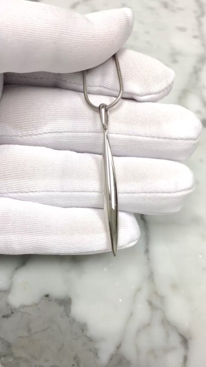 Tiffany & Co Vintage 18K White Gold Feather Pendant 20" Snake Chain Necklace