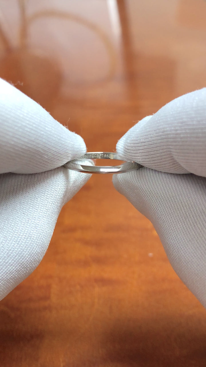 Vintage Tiffany & Co. Platinum Knife-Edge Wedding Band Ring Size 5.75