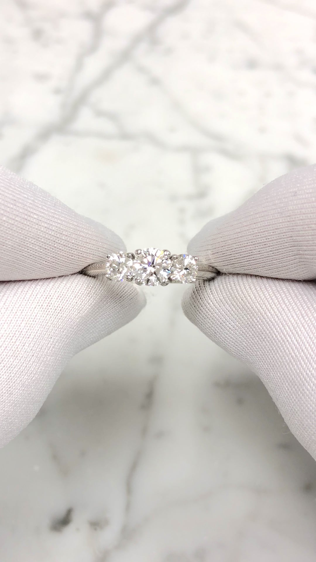 Tiffany & Co. Platinum Three Stone Diamond Engagement Ring 1.02ct Ttl. E VS