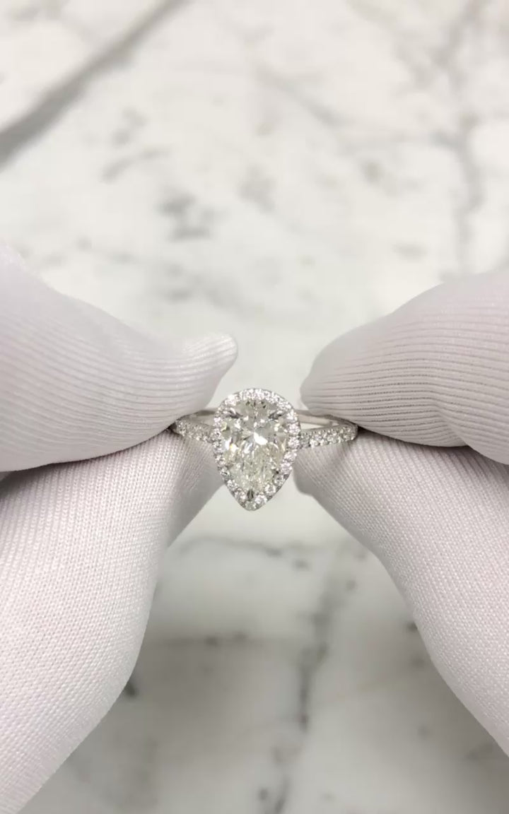 Tiffany & Co. Platinum 1.13 ct F VVS2 Pear Shape Diamond Soleste Engagement Ring