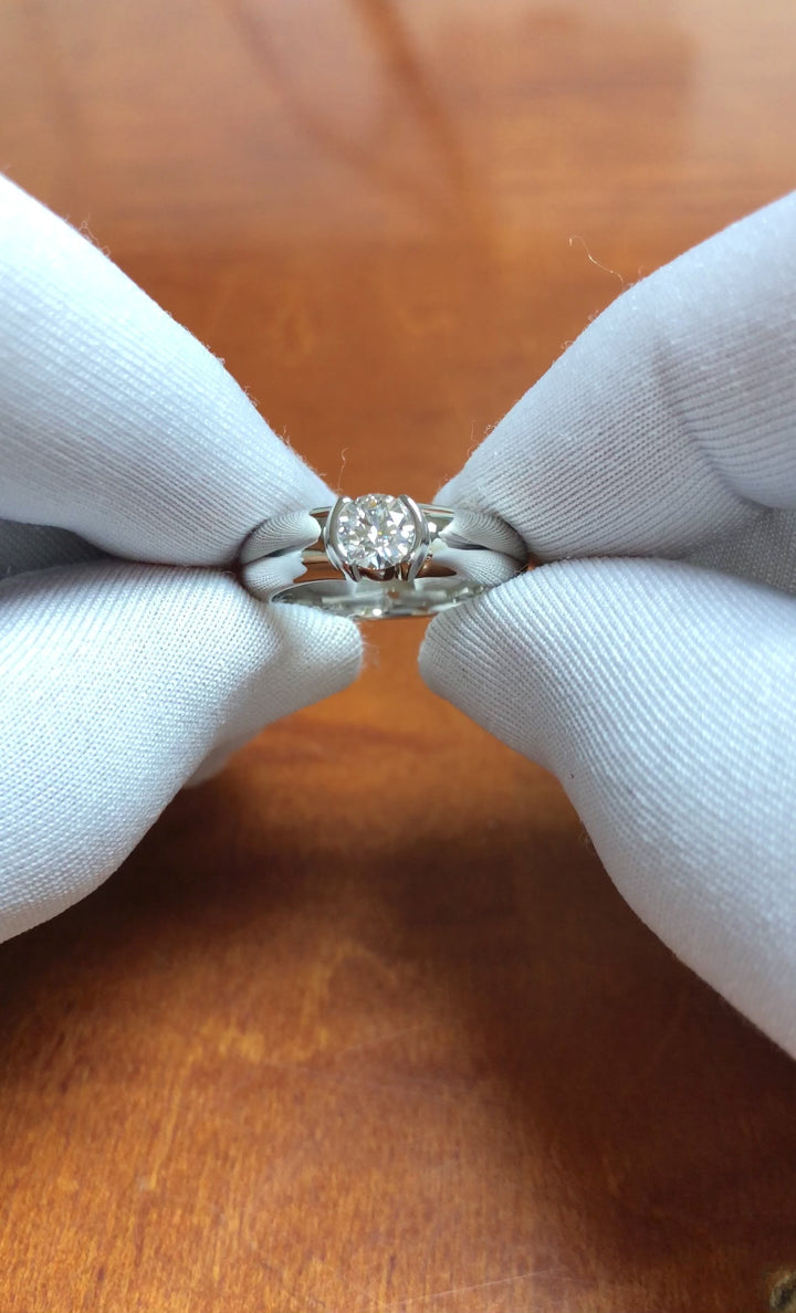 Tiffany & Co. 0.48ct Platinum Etoile Solitaire Diamond Engagement Ring F-G VVS