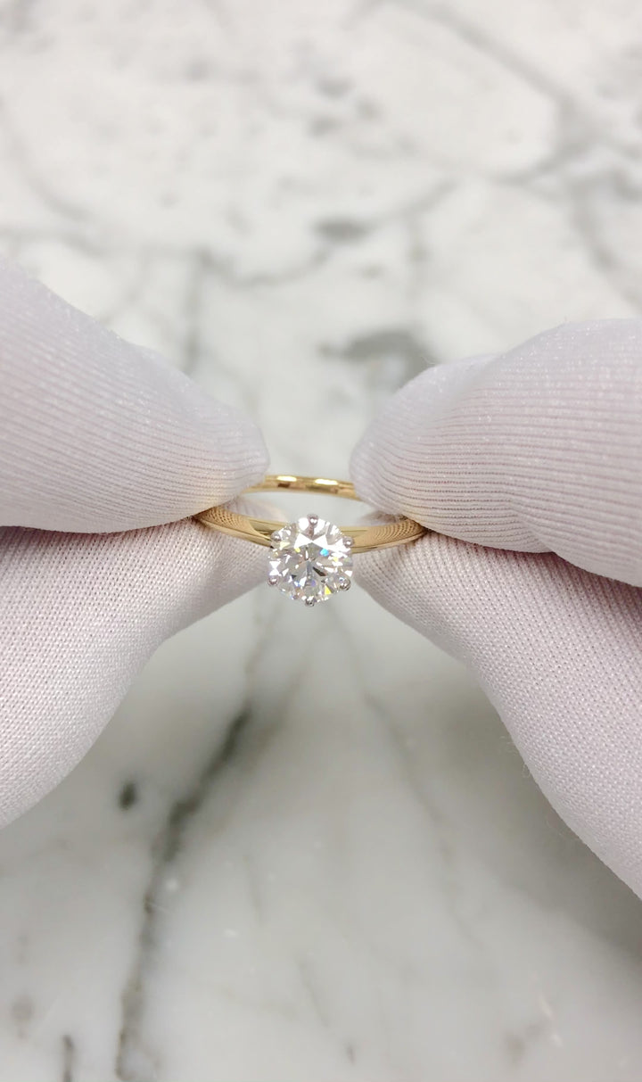 Tiffany & Co 18K Yellow Gold Platinum .90ct F VS2 Round Diamond Engagement Ring