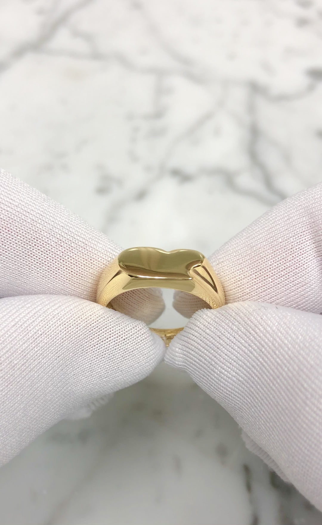 Tiffany & Co. Elsa Peretti Vintage 18K Yellow Gold Full Heart Ring