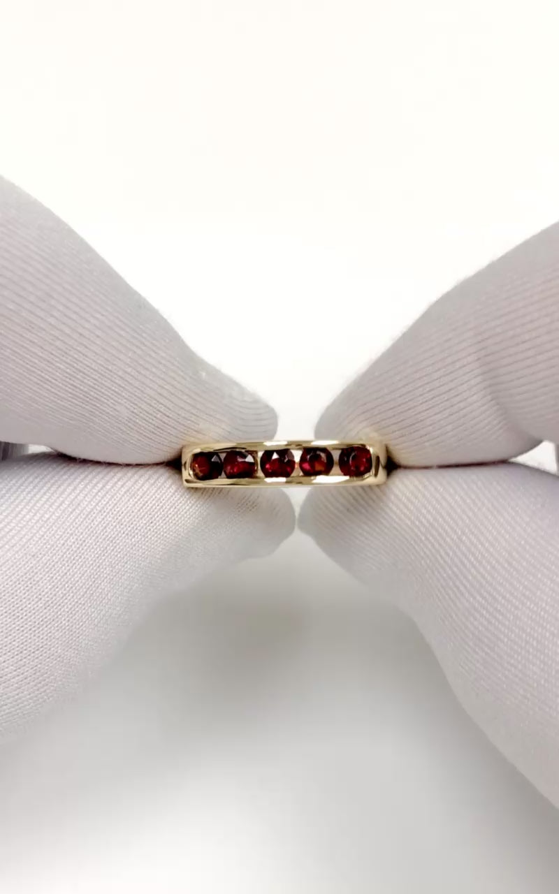 Vintage 14K Gold Mid-Century Modern Five-Stone Garnet Ring Signed c.1960s