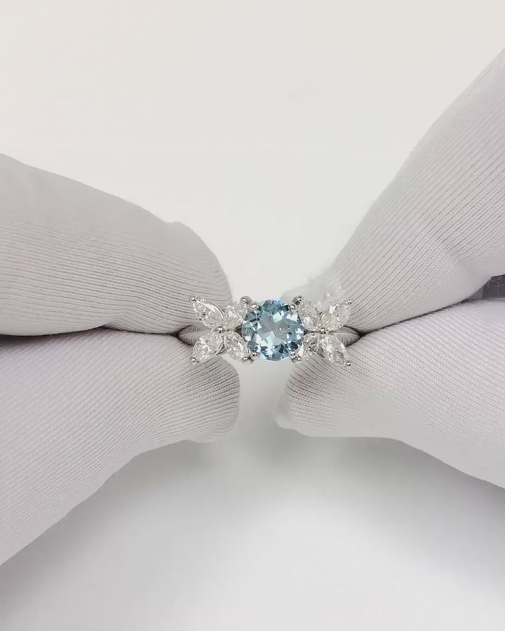 Tiffany & Co. Victoria Ring Platinum 2 ct total Aquamarine & Marquise Diamonds