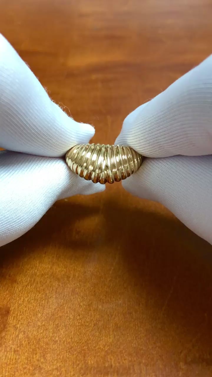 Vintage Tiffany & Co. 14K Yellow Gold Bombé Domed Ribbed Ring