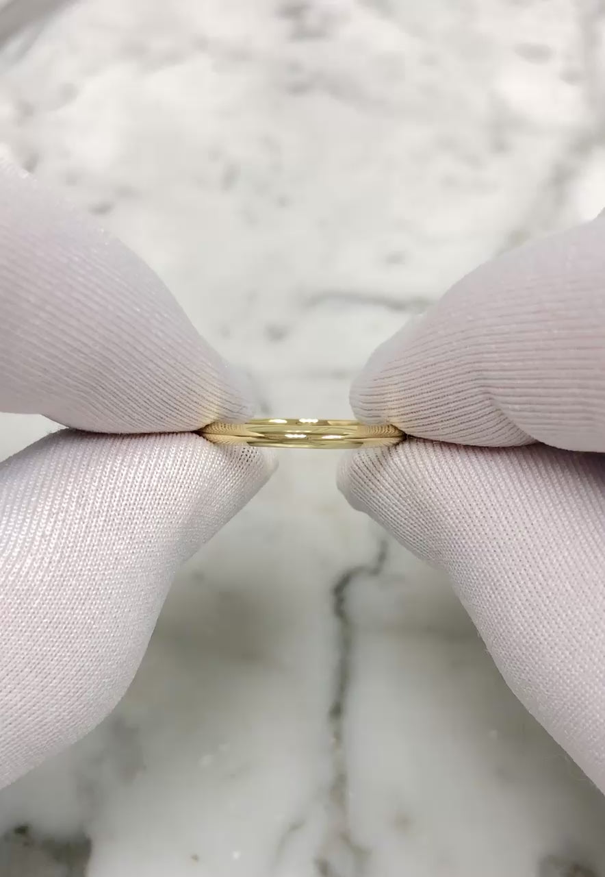 Vintage Tiffany & Co. 18K Yellow Gold Knife-Edge Wedding Band Ring 2 mm Size 6.5