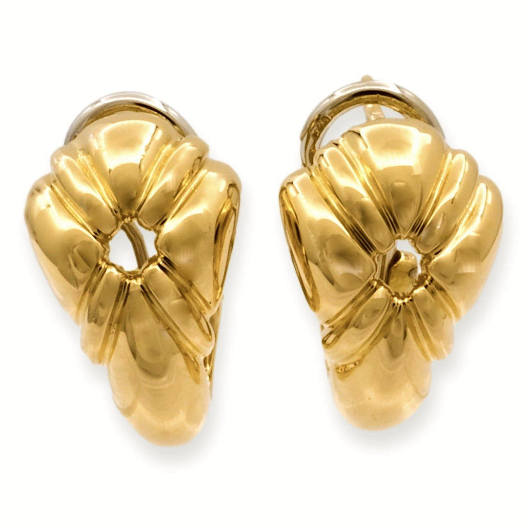 Chaumet Paris 18K Yellow Quilted Gold Clip Earrings