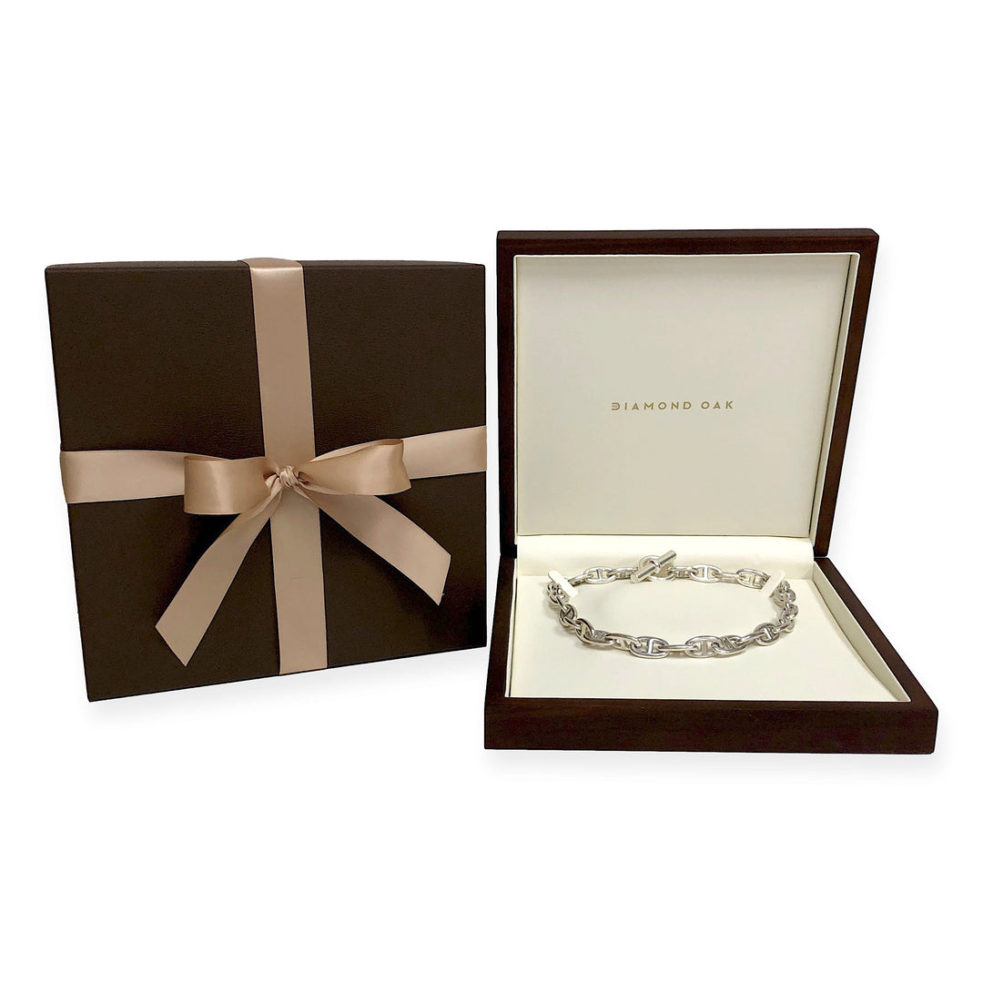 Tiffany And Co. Porte-clefs Ou Porte-clefs En Argent Sterling En Forme De Maison Figurative Tiffany And Co. Porte-clefs Ou Porte-clefs En Argent Sterling En Forme De Maison Figurative