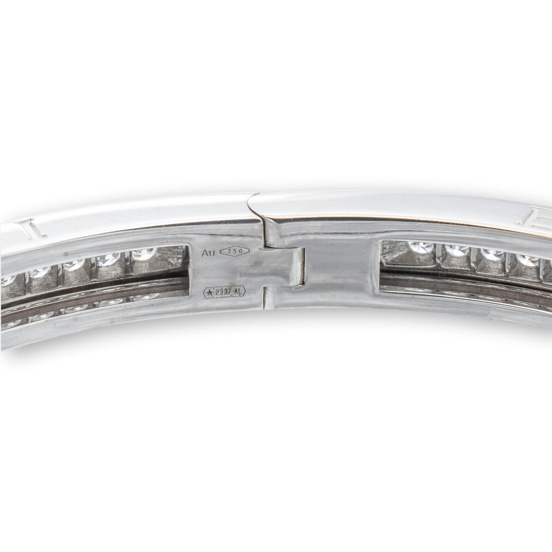 Bulgari B-Zero1 18K White Gold Round Pave Diamond Bangle Bracelet Large Size