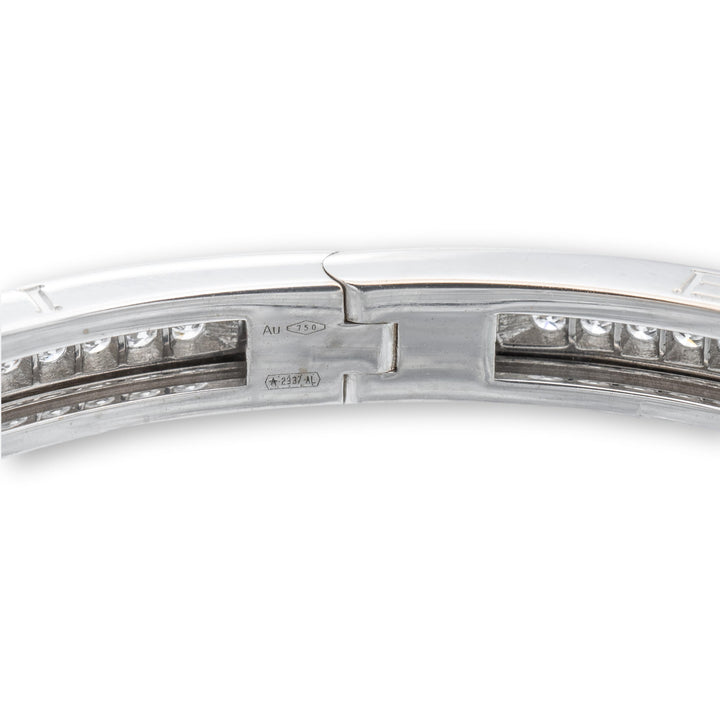 Bulgari B-Zero1 18K White Gold Round Pave Diamond Bangle Bracelet Large Size