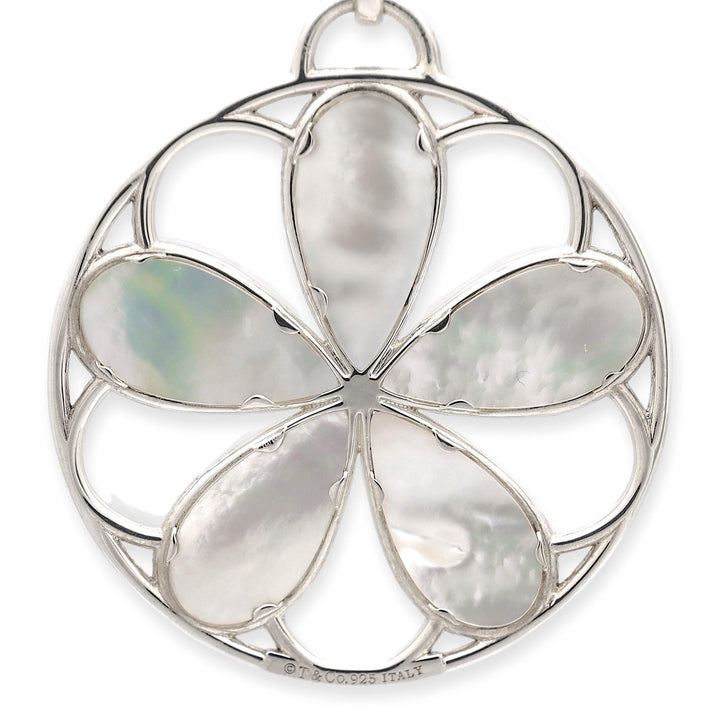 Tiffany & Co. Sterling Silver Mother of Pearl Daisy Flower Pendant Link Necklace
