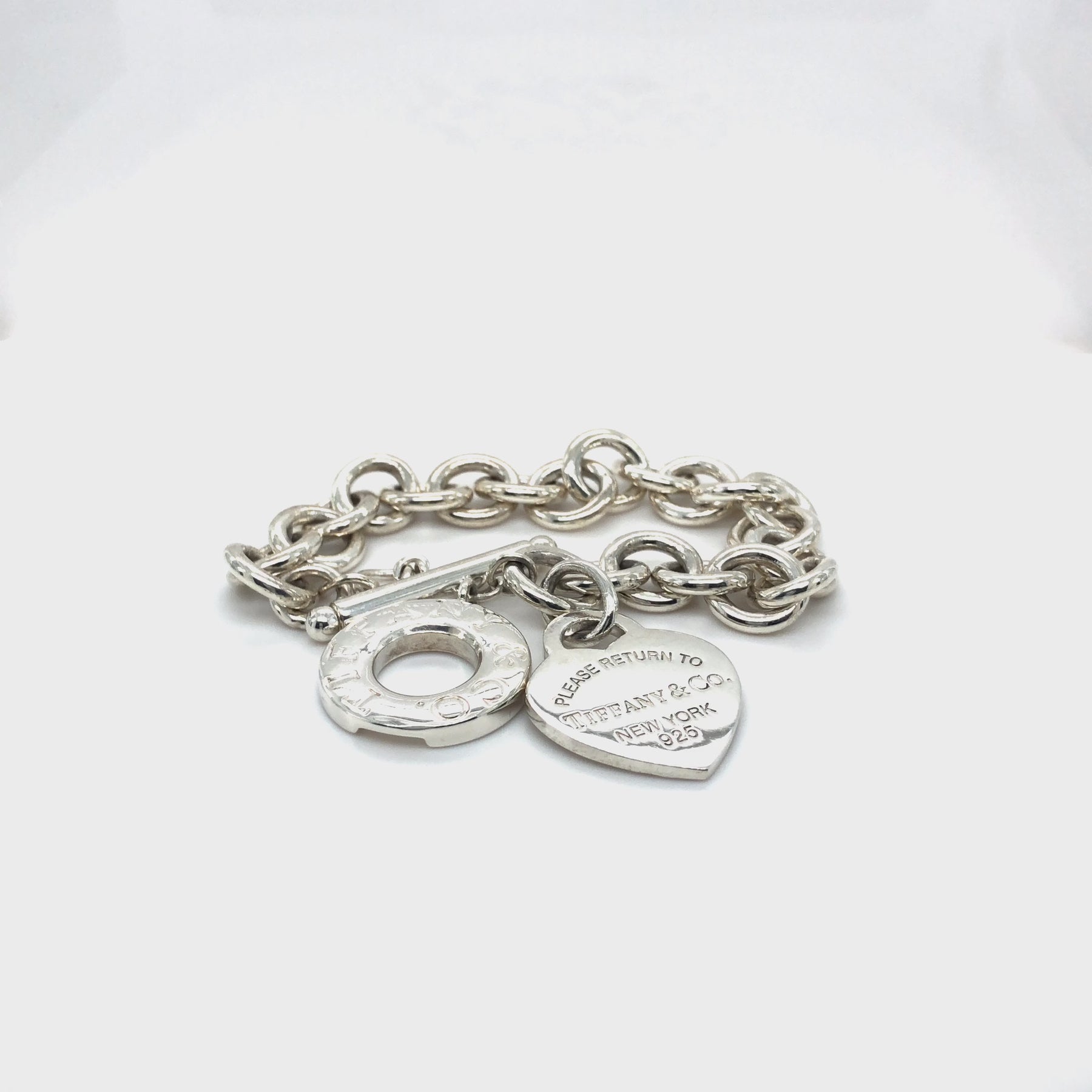 Pre-owned Tiffany & Co Return to Tiffany Silver Heart Tag Toggle Link Bracelet Large
